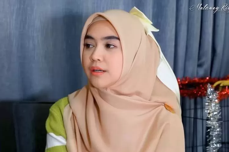 Ria Ricis Tutup Kolom Komentar Setelah Dihujat Soal Host Rama Batik