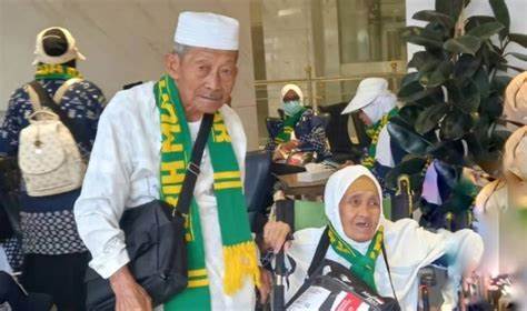 Petani Lansia Madiun Naik Haji dari Hasil Panen