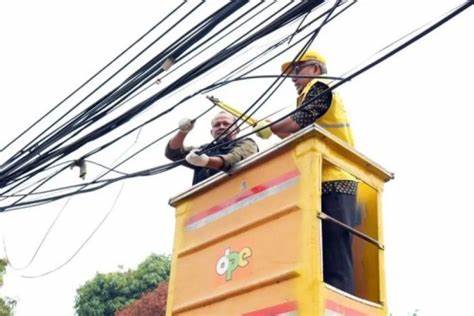 Jakarta Timur Tertibkan Kabel Udara