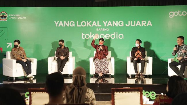 China Mundur, Saham Teknologi AS Meroket