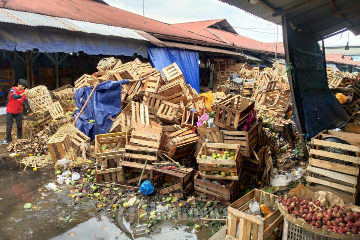 600 Ton Sampah Menumpuk di Gedebage