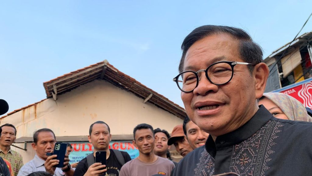 Pramono Wajibkan Tiap RT Punya 2 APAR