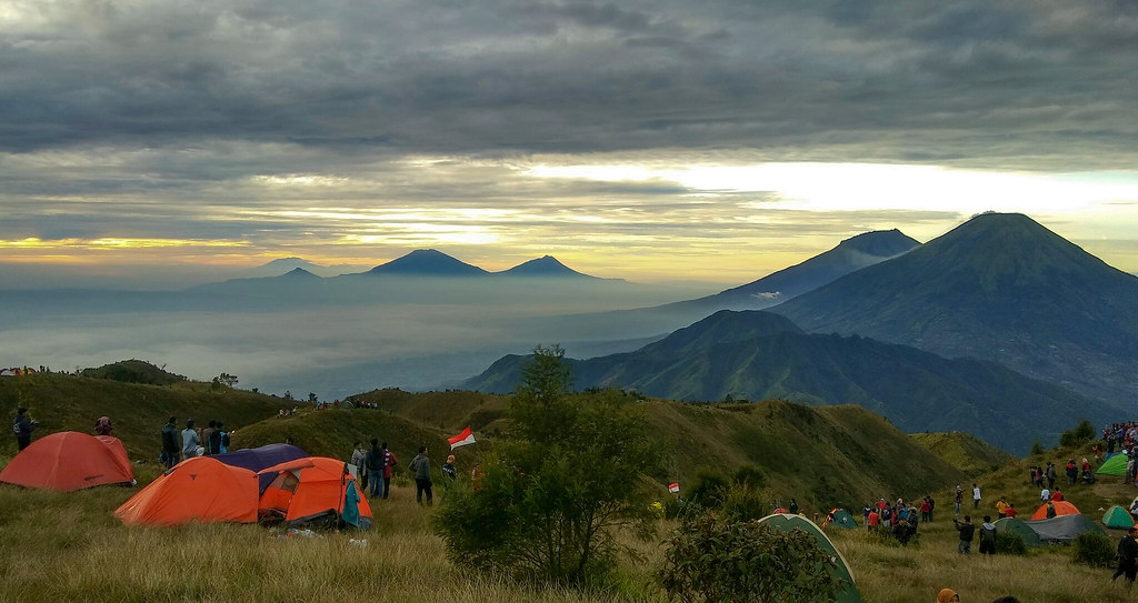 Pendaki Hilang di Cikuray, Pegiat Alam Ingatkan Pilih Jalur Resmi