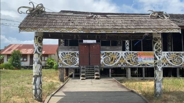 Lamin di Desa Lekaq Kidau: Benteng Budaya Dayak di Tengah Modernisasi