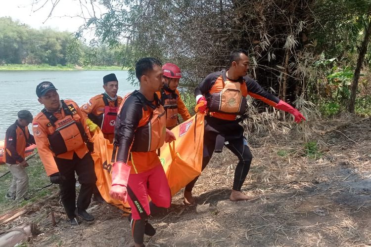 Hanyut di Sungai Brantas, Warga Kediri Tewas