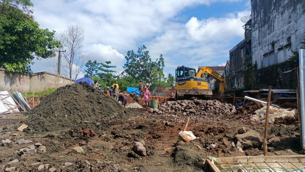 Pembangunan Mie Gacoan di Kota Sukabumi Terhambat, Izin Belum Keluar dan Trotoar Dibongkar