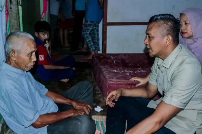 Kakek Pedagang Pisang Dianiaya di Bogor
