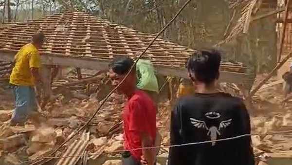 Ledakan Hebat di Sumenep, 1 Tewas dan 2 Luka Bakar