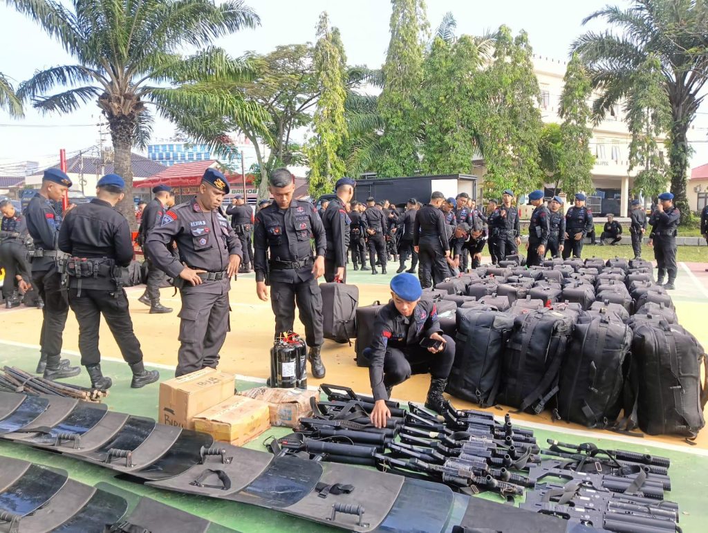 Brimob Kaltim Kawal Penuh May Day