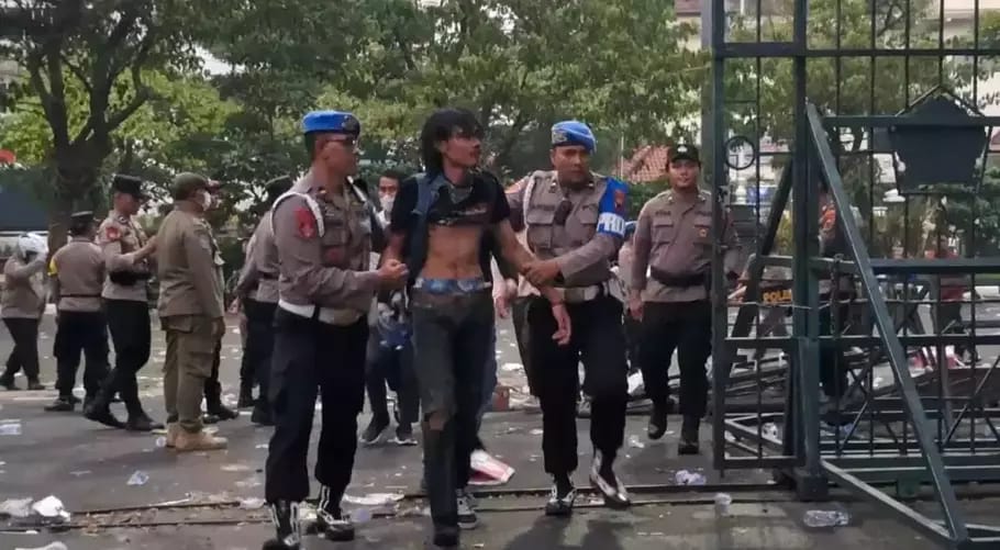 14 Mahasiswa Masih Ditahan Usai Aksi May Day