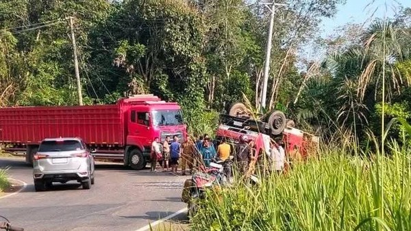 Mobil Damkar Terguling, Satu Petugas Tewas di Musi Rawas
