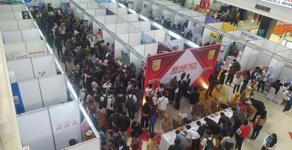 Job Fair Bikin Kecewa Pelamar Senior
