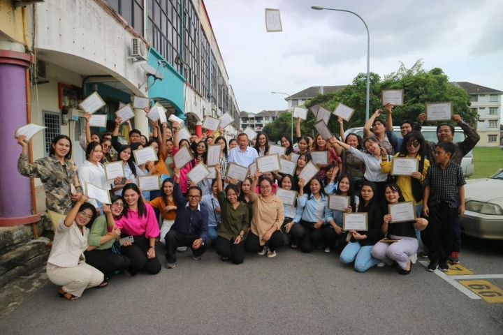 Eks TKI Terlantar di Perbatasan