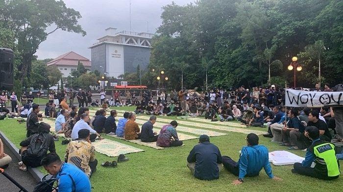 Mahasiswa UGM Tuntut Rektor Jawab 9 Poin