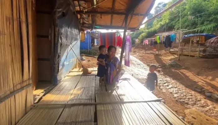 Lima Tahun Terlantar, Korban Banjir Lebak Masih di Huntara
