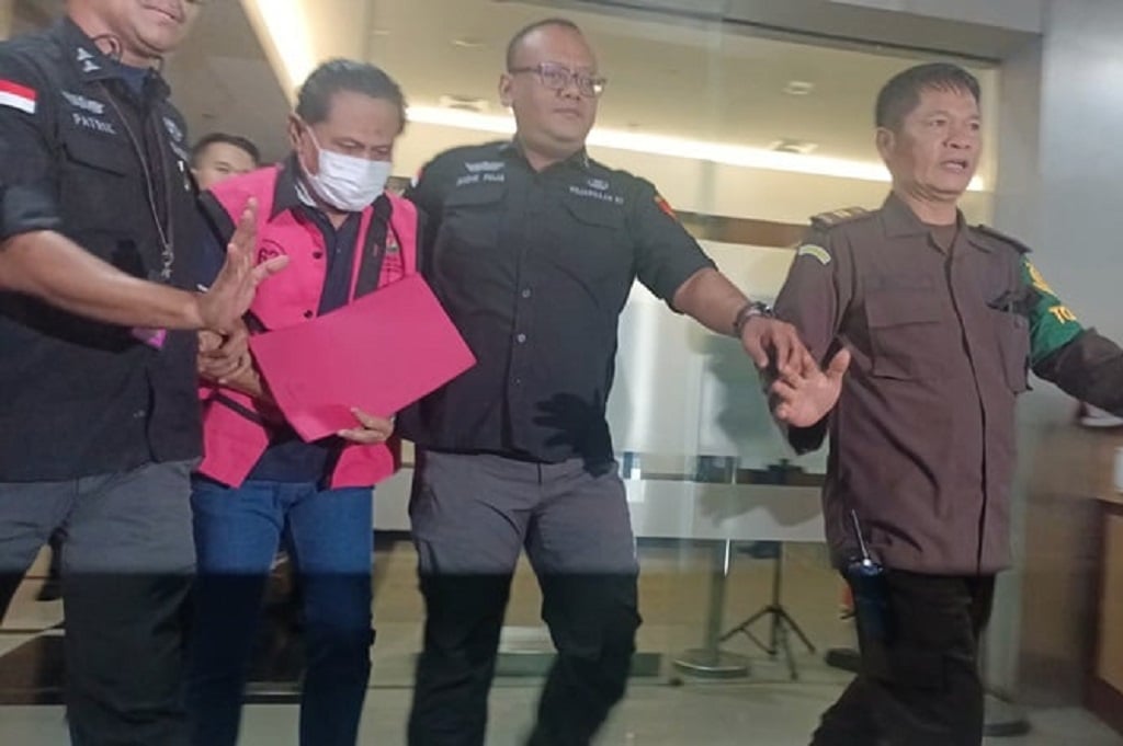 Rudi Suparmono didakwa Terima Suap Rp 21 M