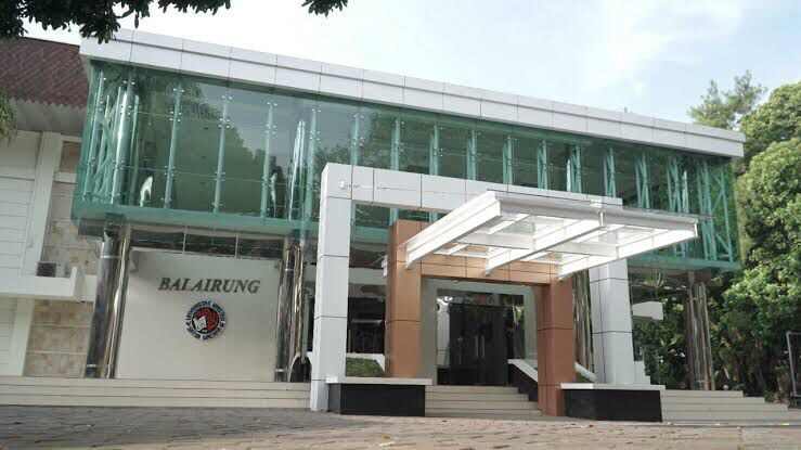Gedung Administrasi UKSW Disegel Mahasiswa