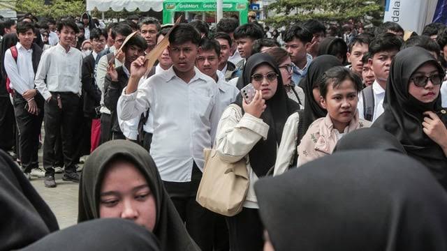 Pengangguran di Indonesia Bertambah 83 Ribu pada Februari 2025