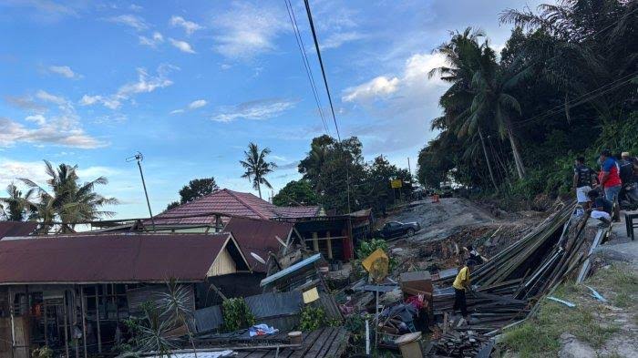 Warga Batuah Kukar Cemas, Longsor Jalan Poros Samarinda-Balikpapan Berdampak pada Pemukiman