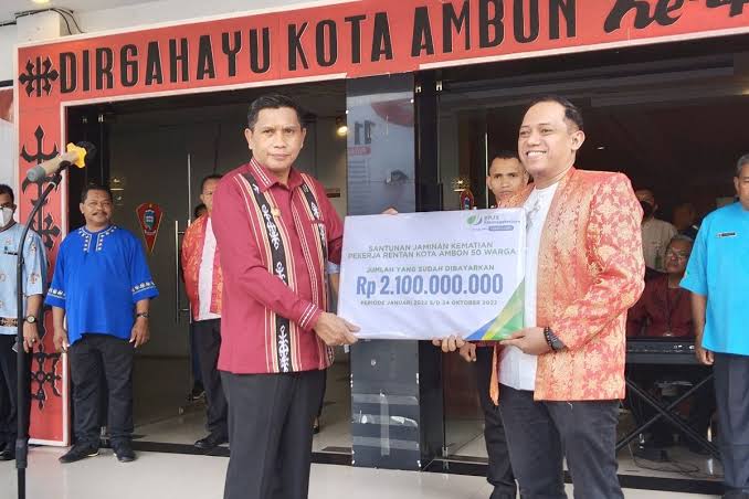 BPJS Ketenagakerjaan Salurkan Bantuan untuk Pekerja Terdampak PHK di Maluku