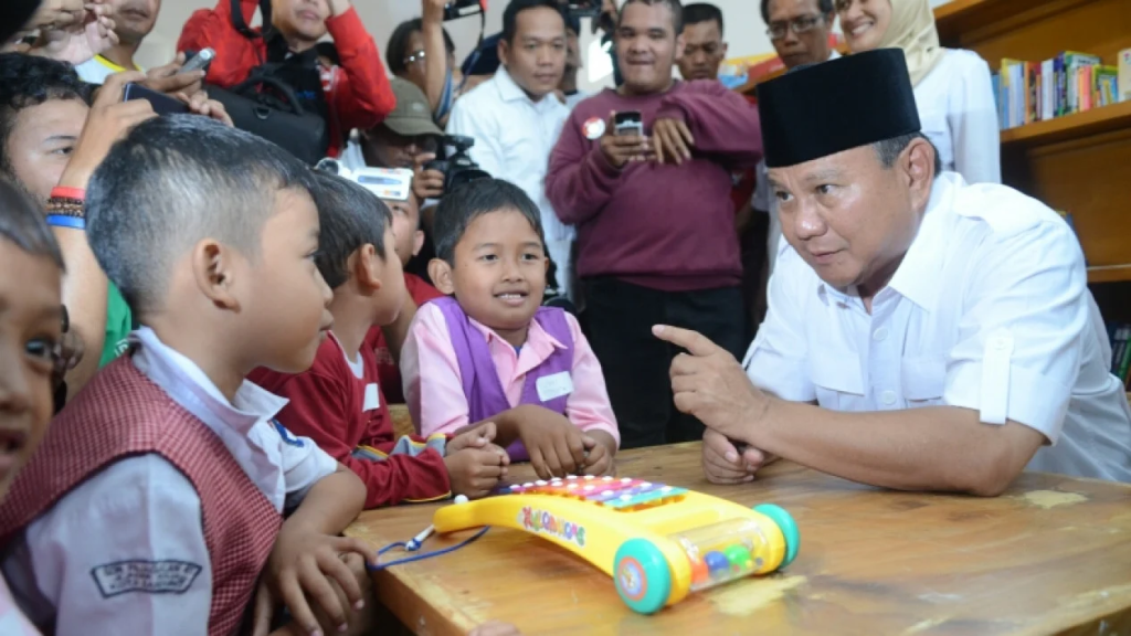 Prabowo Luncurkan Program Pendidikan Baru pada Hardiknas 2025