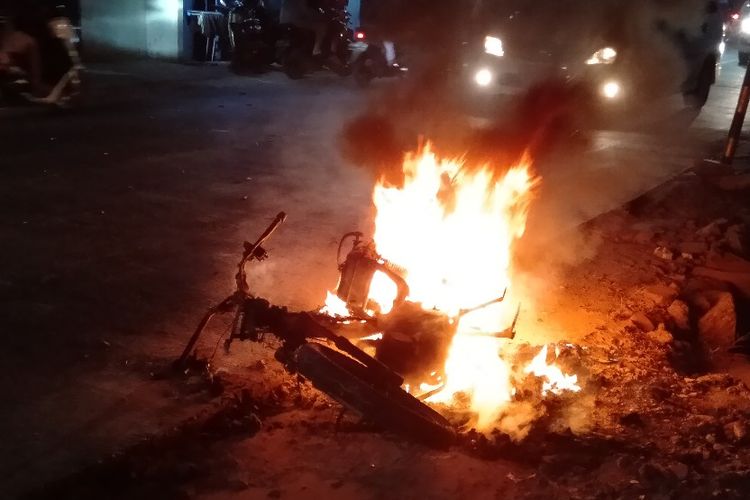 Satu Motor Hangus Usai Isi BBM di Cileungsi