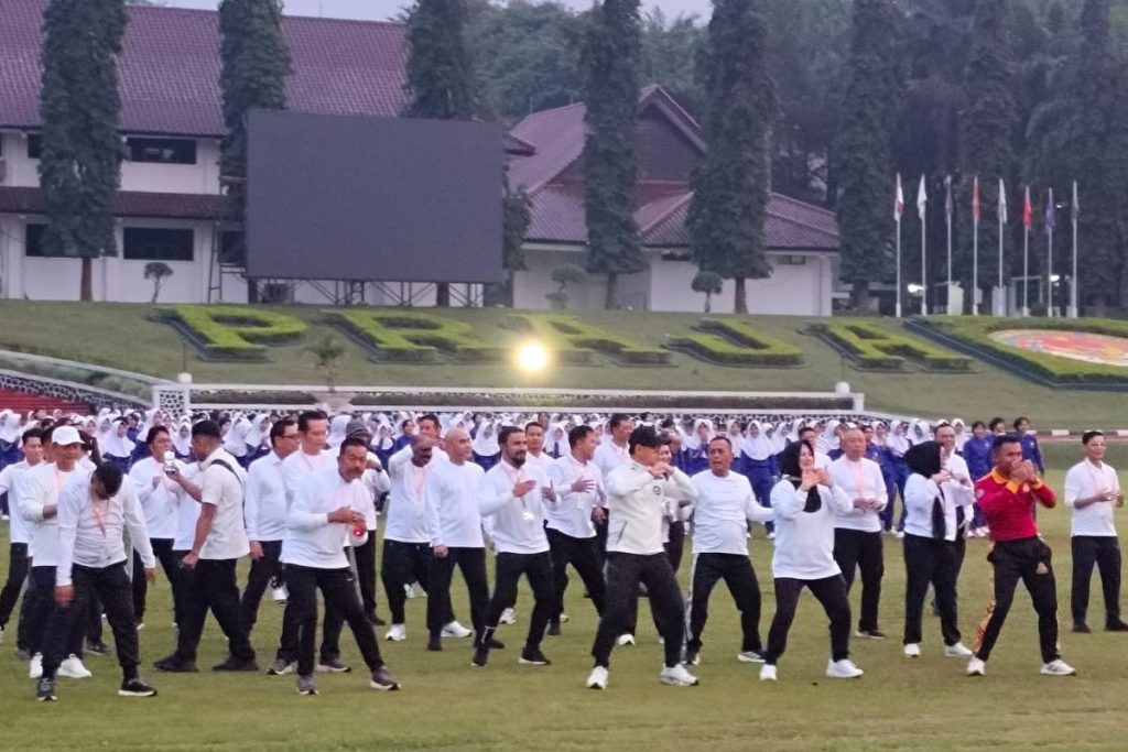 Senam Pagi Buka Retret Kepala Daerah Gelombang II
