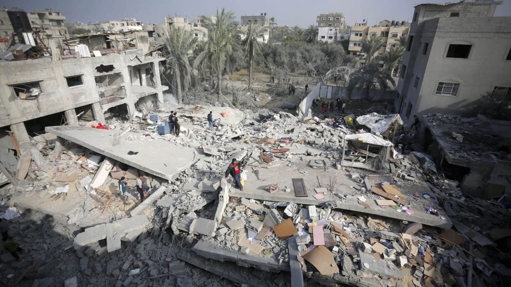 Bom Israel Hancurkan Rumah-Rumah di Gaza