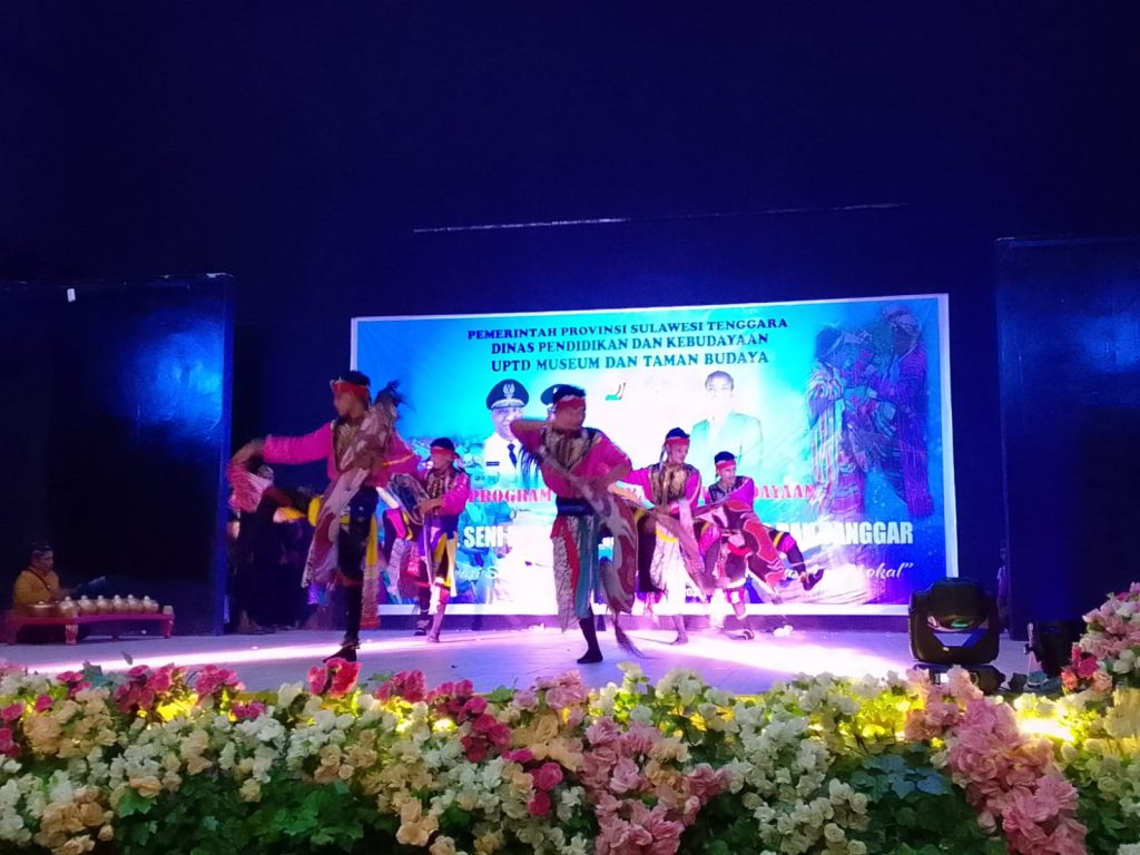Kolaborasi Sanggar Meriahkan GOR Taman Budaya