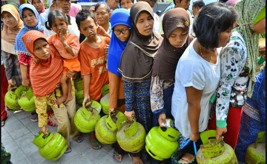 Langka dan Mahal, Elpiji 3 Kg Jadi Keluhan Warga