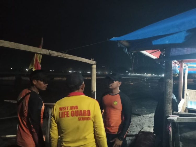 Remaja Bogor Hilang Terseret Ombak di Sukabumi