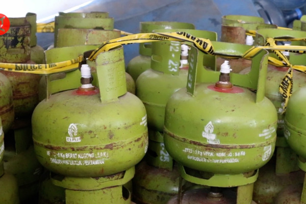 Polisi Gerebek Tiga Lokasi Oplosan Gas di Cileungsi