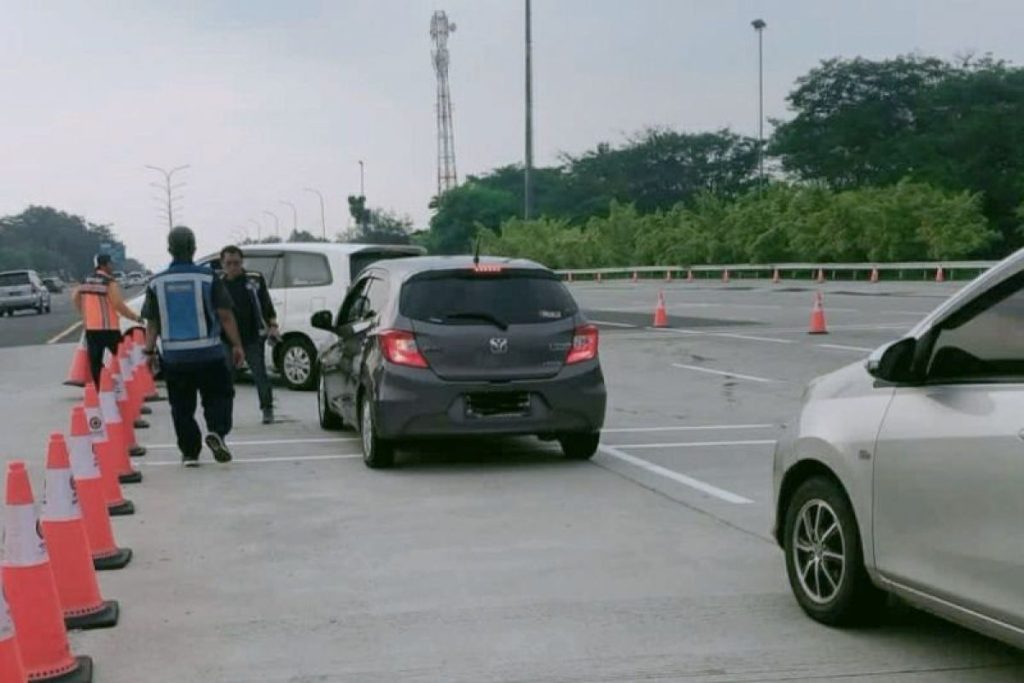 Libur 1 Muharram, Contraflow Berlaku di Tol Japek