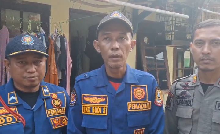 Wali Kota Bekasi Apresiasi Aksi Heroik Tim Damkar