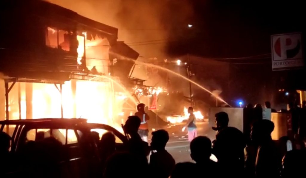 Tiga Ruko Ludes Terbakar, Kerugian Rp 300 Juta