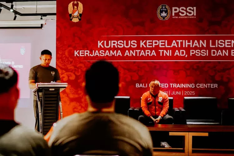TNI AD dan PSSI Kolaborasi Cetak Pelatih Masa Depan