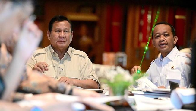 Bahlil Tinggalkan Acara AMPI, Dipanggil Prabowo ke Hambalang