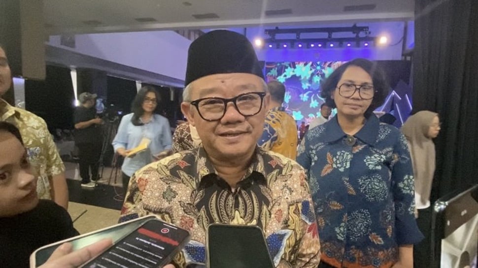 Mu’ti: 10.000 Sekolah Direvitalisasi Mulai Juli 2025