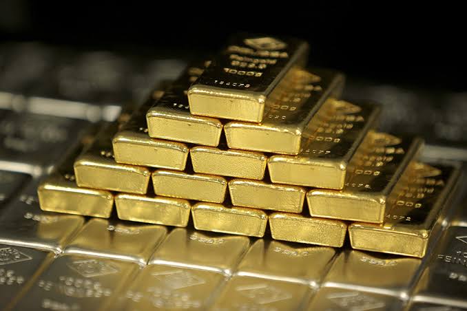Setelah The Fed Tahan Suku Bunga, Harga Emas Naik Terbatas