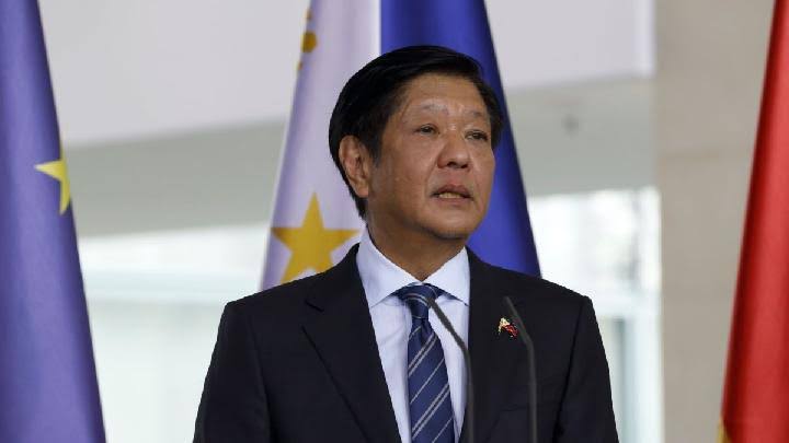 Ngamuk! Presiden Filipina Minta Semua Menteri-Bos BUMN Mundur