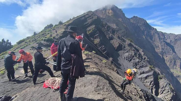Autopsi Terungkap: Penyebab Kematian Pendaki Brasil di Rinjani