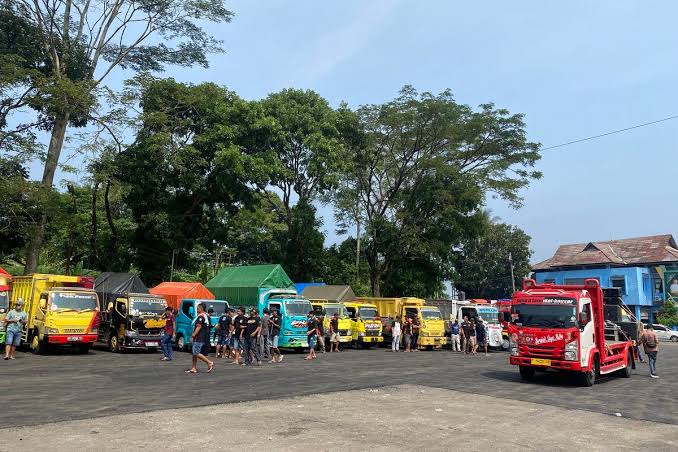 Berantas Truk ODOL: Kemenhub Tentukan Gaji Sopir