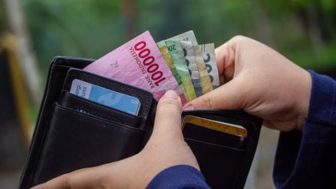 Rekomendasi Perencana Keuangan: Jumlah Uang di Dompet