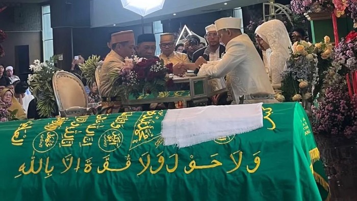 Pernikahan Dihantui Duka, Ayah Mempelai Pria Wafat