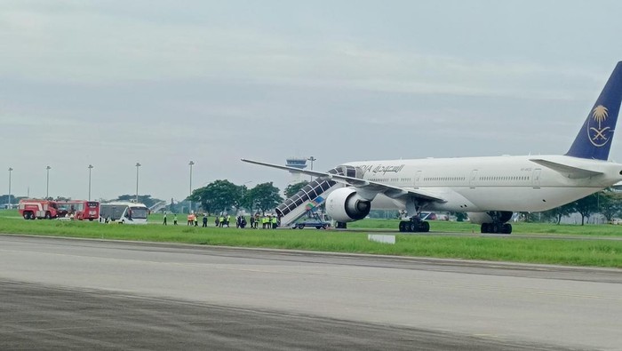 Ancama Bom, Pesawat Saudi Airlines Mendarat Darurat di Kualanamu