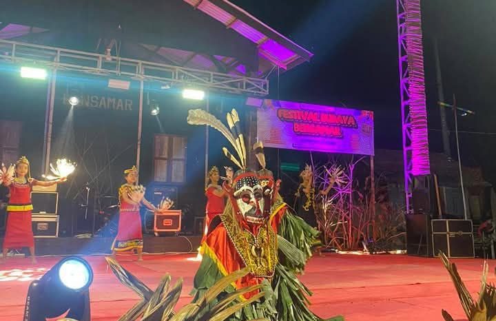 Bensamar, Identitas Lokal di Tengah Arus Global