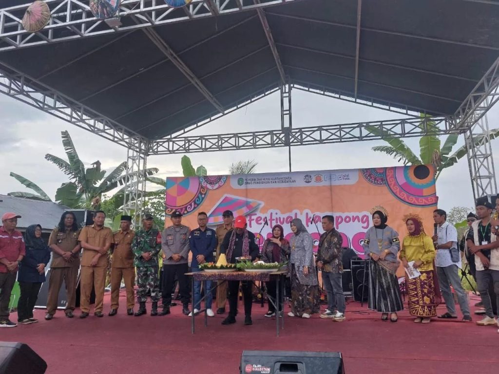 Festival Kampung Seraong, Ajang Edukasi Budaya Generasi Muda