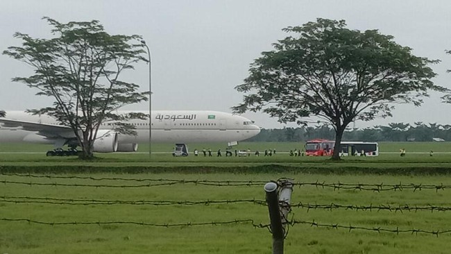 Pesawat Saudia Airlines Diancam Bom, Mendarat Darurat di Kualanamu