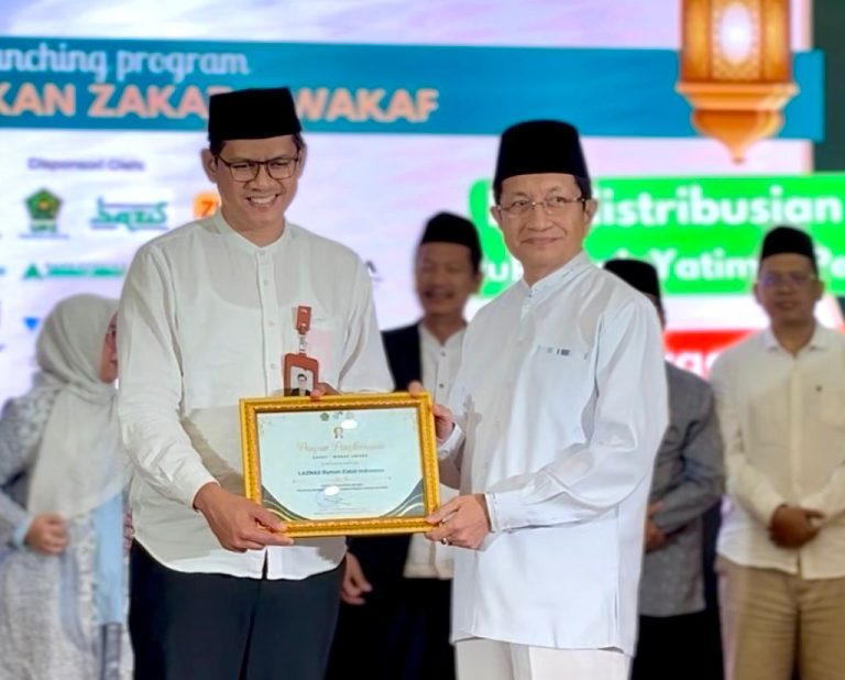 BAZNAS Raih Penghargaan di Zakat Wakaf Award 2025