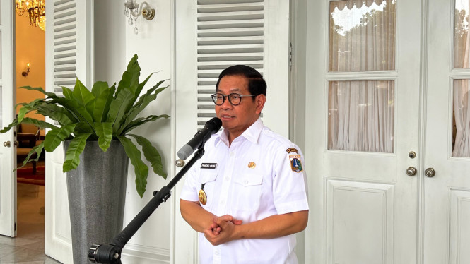 Gubernur Jakarta Ragukan Isu Calo dalam Bantuan Pangan KJP